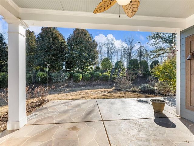 6513 Bradford Court, Hoschton, GA 30548