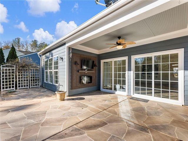 6513 Bradford Court, Hoschton, GA 30548