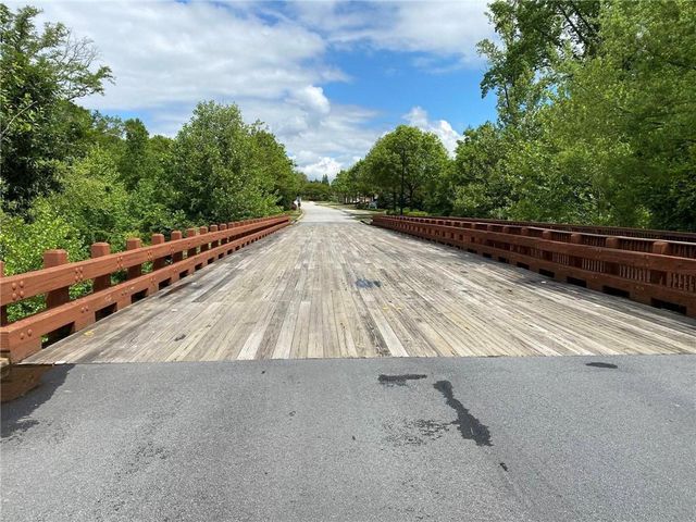 6513 Bradford Court, Hoschton, GA 30548