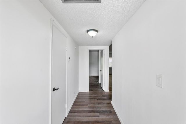 6751 Cypress Road 204, Plantation, FL 33317