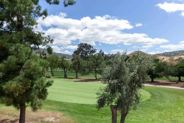 3177 Dehesa Road 14, El Cajon, CA 92019