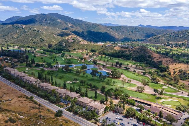 3177 Dehesa Road 14, El Cajon, CA 92019