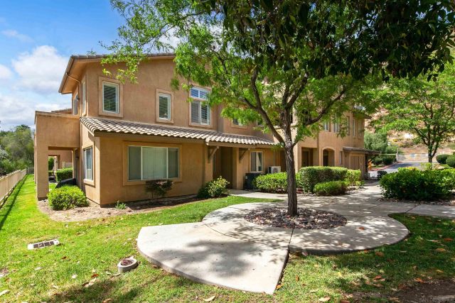 3177 Dehesa Road 14, El Cajon, CA 92019