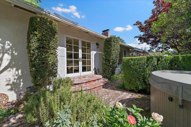 1722 Sweetbriar Drive, San Jose, CA 95125