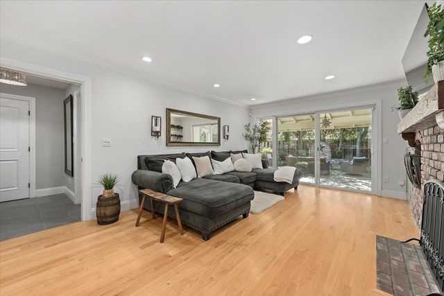 1722 Sweetbriar Drive, San Jose, CA 95125