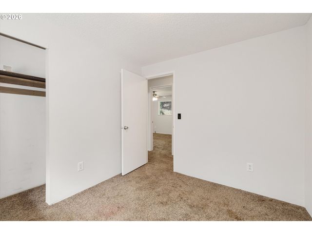 6701 Se 122ND Ave, Portland, OR 97236