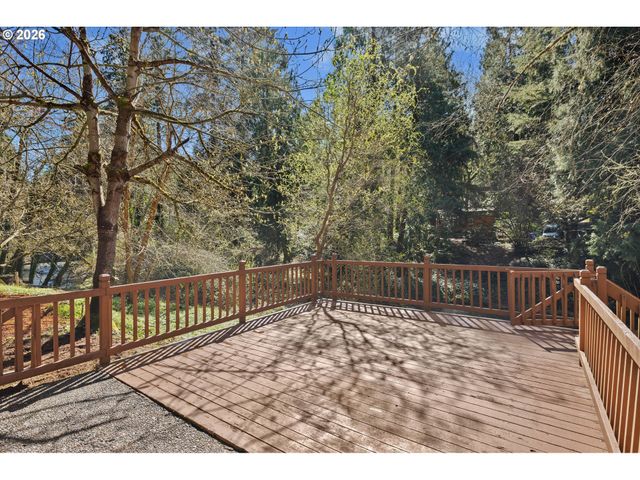 6701 Se 122ND Ave, Portland, OR 97236