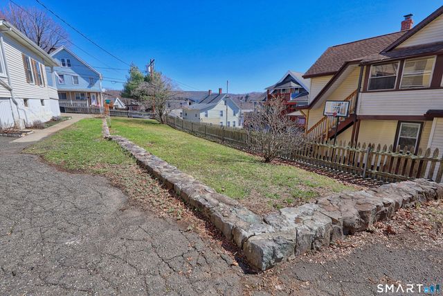 14 Washington Street, Naugatuck, CT 06770