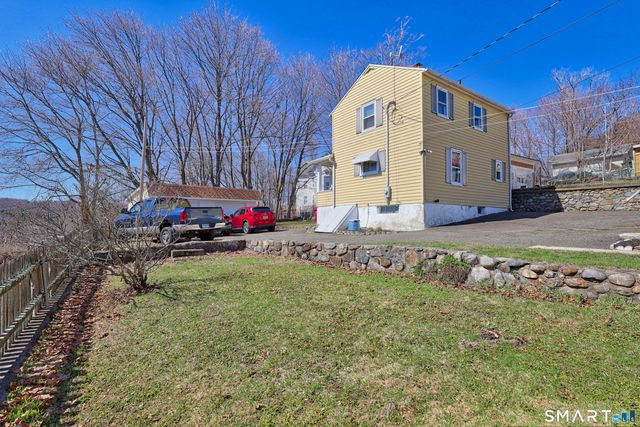 14 Washington Street, Naugatuck, CT 06770