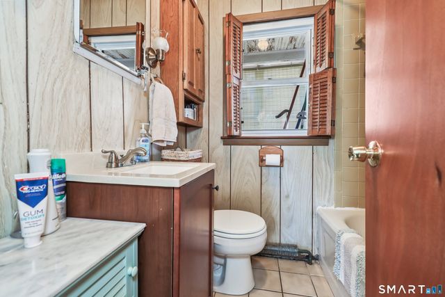 14 Washington Street, Naugatuck, CT 06770