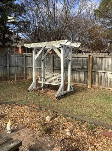 507 Live Oak, Searcy, AR 72143