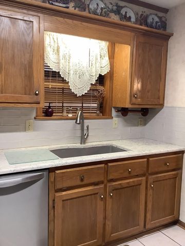 507 Live Oak, Searcy, AR 72143