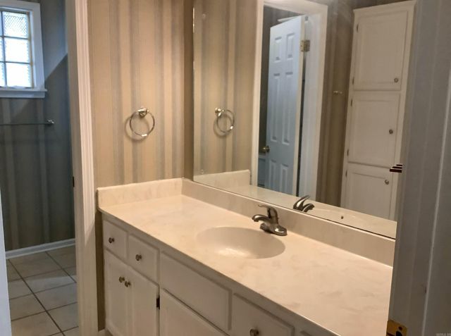 507 Live Oak, Searcy, AR 72143