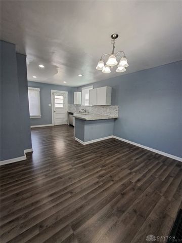 161 S Harbine Avenue, Dayton, OH 45403
