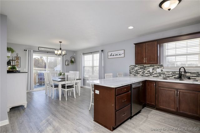 8031 Vista Place, Charlestown, IN 47111