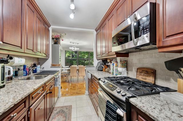 75-34 Bell Boulevard 1E, Oakland Gardens, NY 11364