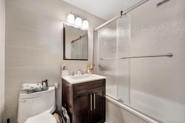 75-34 Bell Boulevard 1E, Oakland Gardens, NY 11364