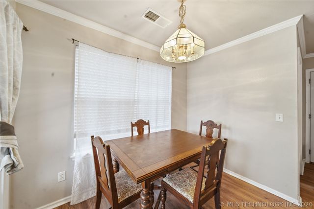 1117 S Marina Drive, Oologah, OK 74053