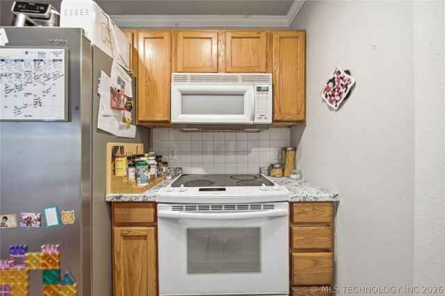 1117 S Marina Drive, Oologah, OK 74053