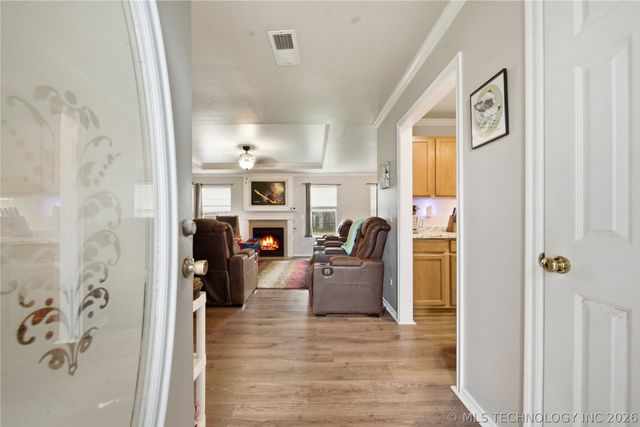 1117 S Marina Drive, Oologah, OK 74053