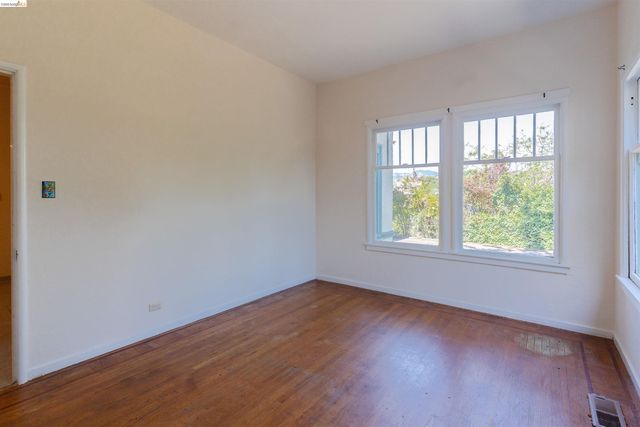 474 Jean, Oakland, CA 94610
