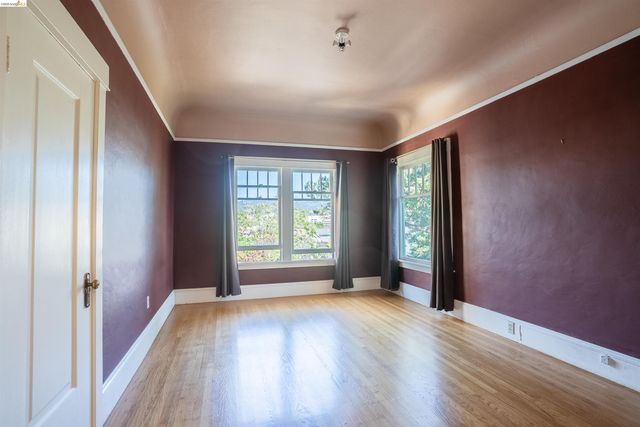 474 Jean, Oakland, CA 94610