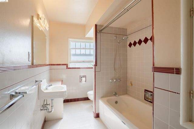 474 Jean, Oakland, CA 94610