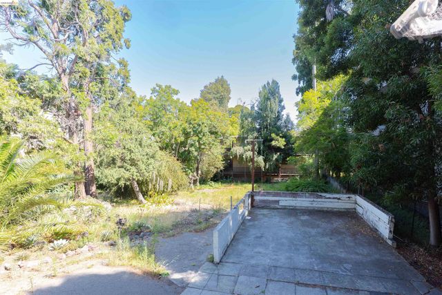 474 Jean, Oakland, CA 94610