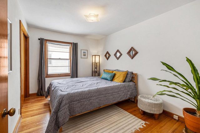 3128 N 82nd STREET, Milwaukee, WI 53222