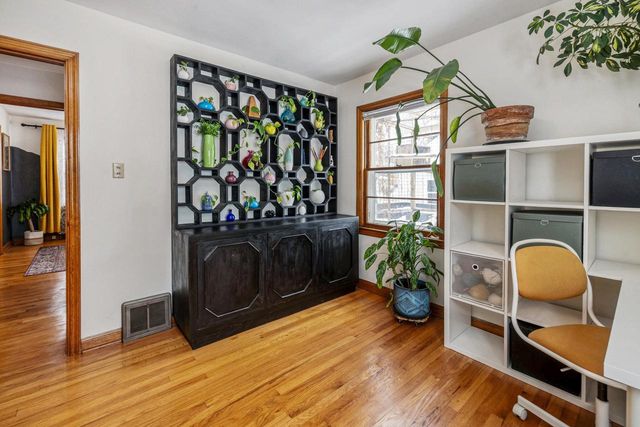 3128 N 82nd STREET, Milwaukee, WI 53222