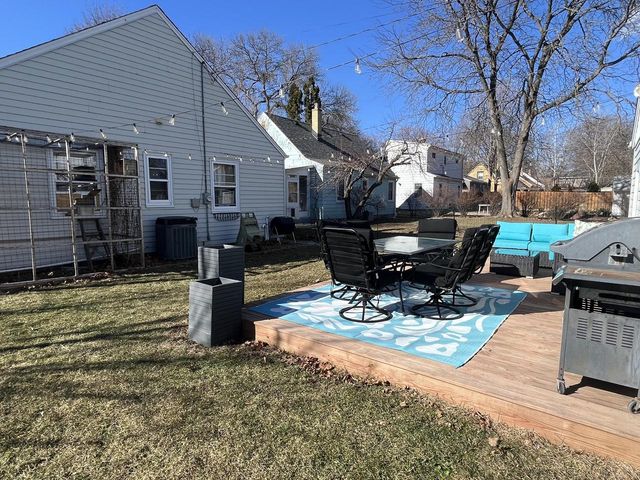 3128 N 82nd STREET, Milwaukee, WI 53222