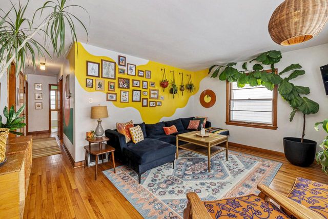 3128 N 82nd STREET, Milwaukee, WI 53222