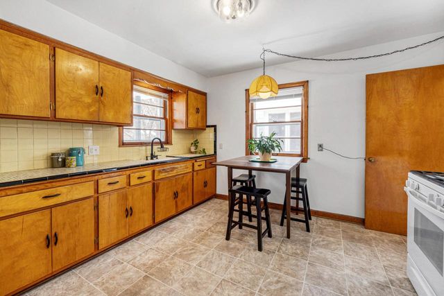 3128 N 82nd STREET, Milwaukee, WI 53222