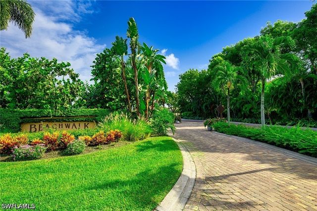 586 Beachwalk CIR O-205, Naples, FL 34108