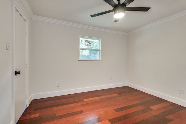 710 Egyptian Way, Grand Prairie, TX 75050