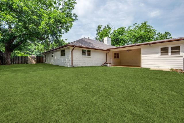 710 Egyptian Way, Grand Prairie, TX 75050