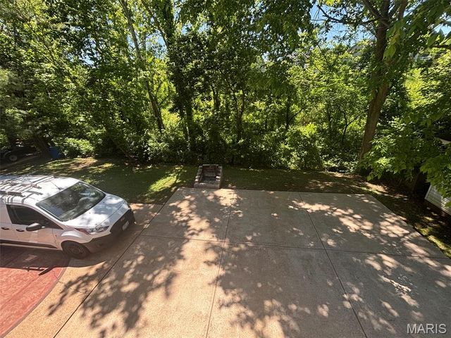 527 Cedar Lane, Festus, MO 63028