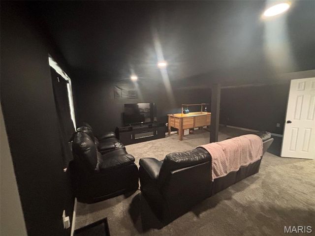 527 Cedar Lane, Festus, MO 63028