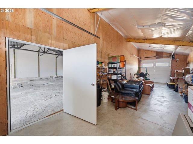12625 S NEW ERA Rd, Oregon City, OR 97045