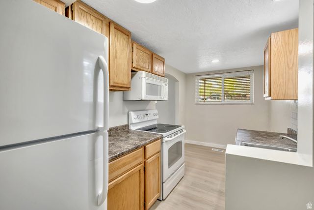 2022 E 4500 S, Holladay, UT 84117