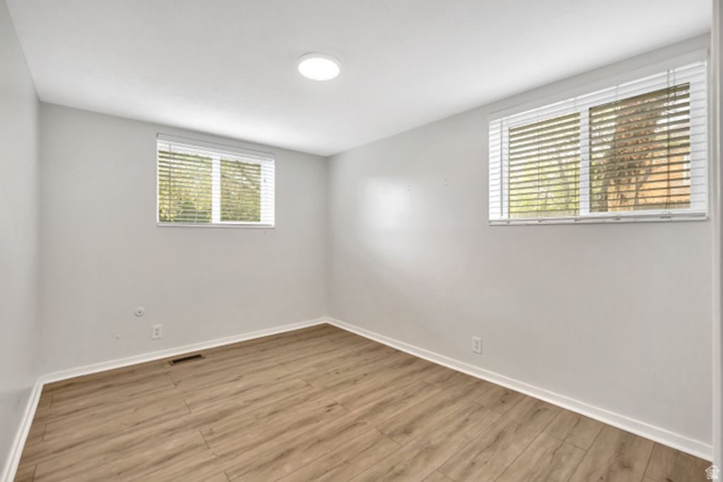 Image 12 of property listing at 2022 E 4500 S, Holladay, UT 84117