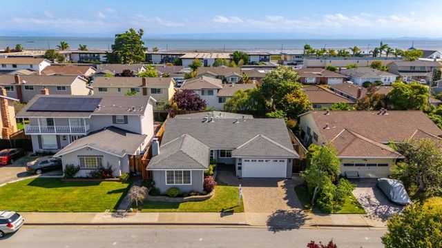 318 Bluefish Court, Foster City, CA 94404