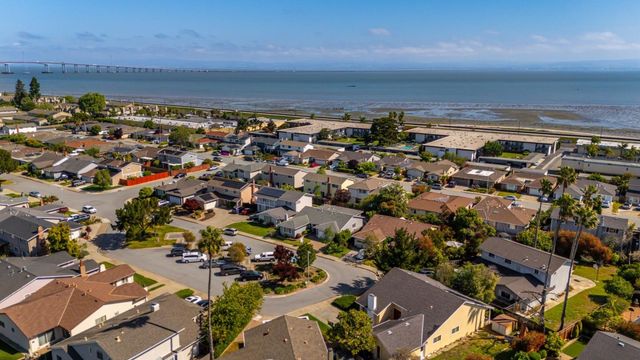 318 Bluefish Court, Foster City, CA 94404
