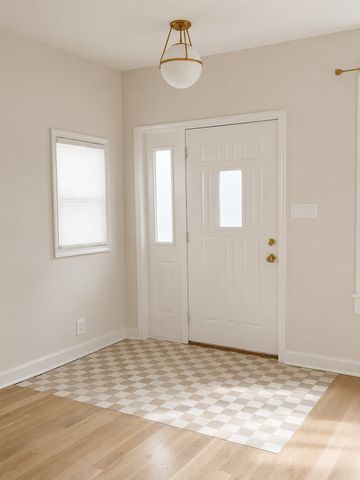 3914 N MOZART Street, Chicago, IL 60618