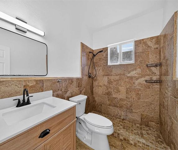 426 SW 26th Rd, Miami, FL 33129