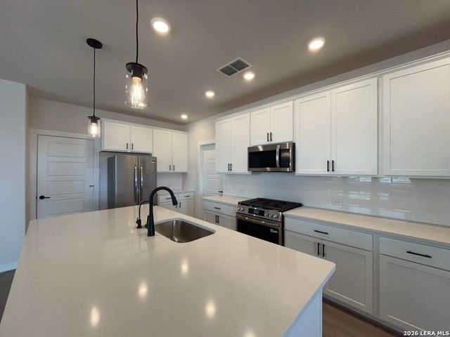 5958 Edna Pt., New Braunfels, TX 78130