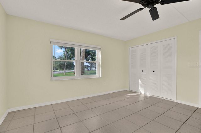 6360 1ST STREET N 103, St Petersburg, FL 33702