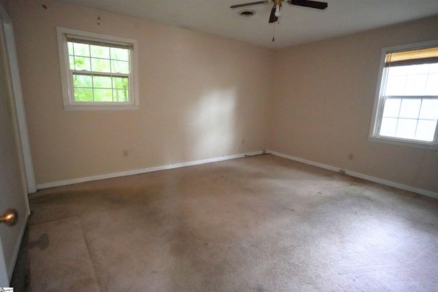 100 Crowndale Drive, Taylors, SC 29687