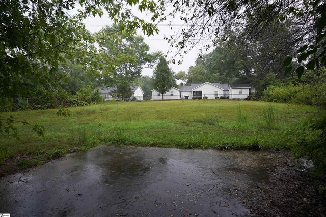 100 Crowndale Drive, Taylors, SC 29687