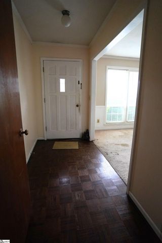 100 Crowndale Drive, Taylors, SC 29687